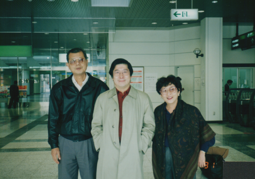 1991年宗像隆幸於日本策畫黑名單人士闖關回台 （左起）周淑夜、宗像隆幸、何康美